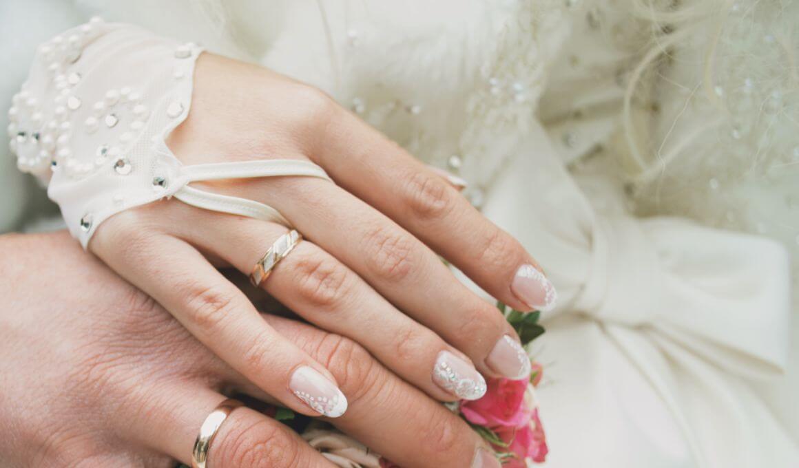 Paznokcie na wesele – najmodniejszy manicure ślubny | Lovely Wedding